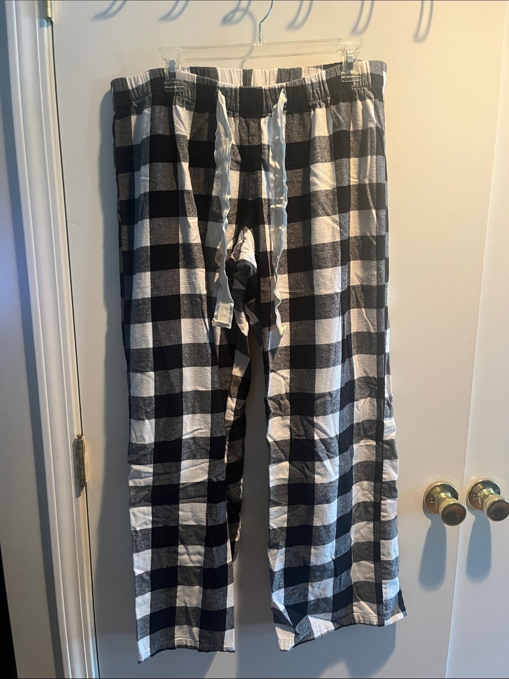 Women’s Black & White Buffalo Plaid Pajama Pants